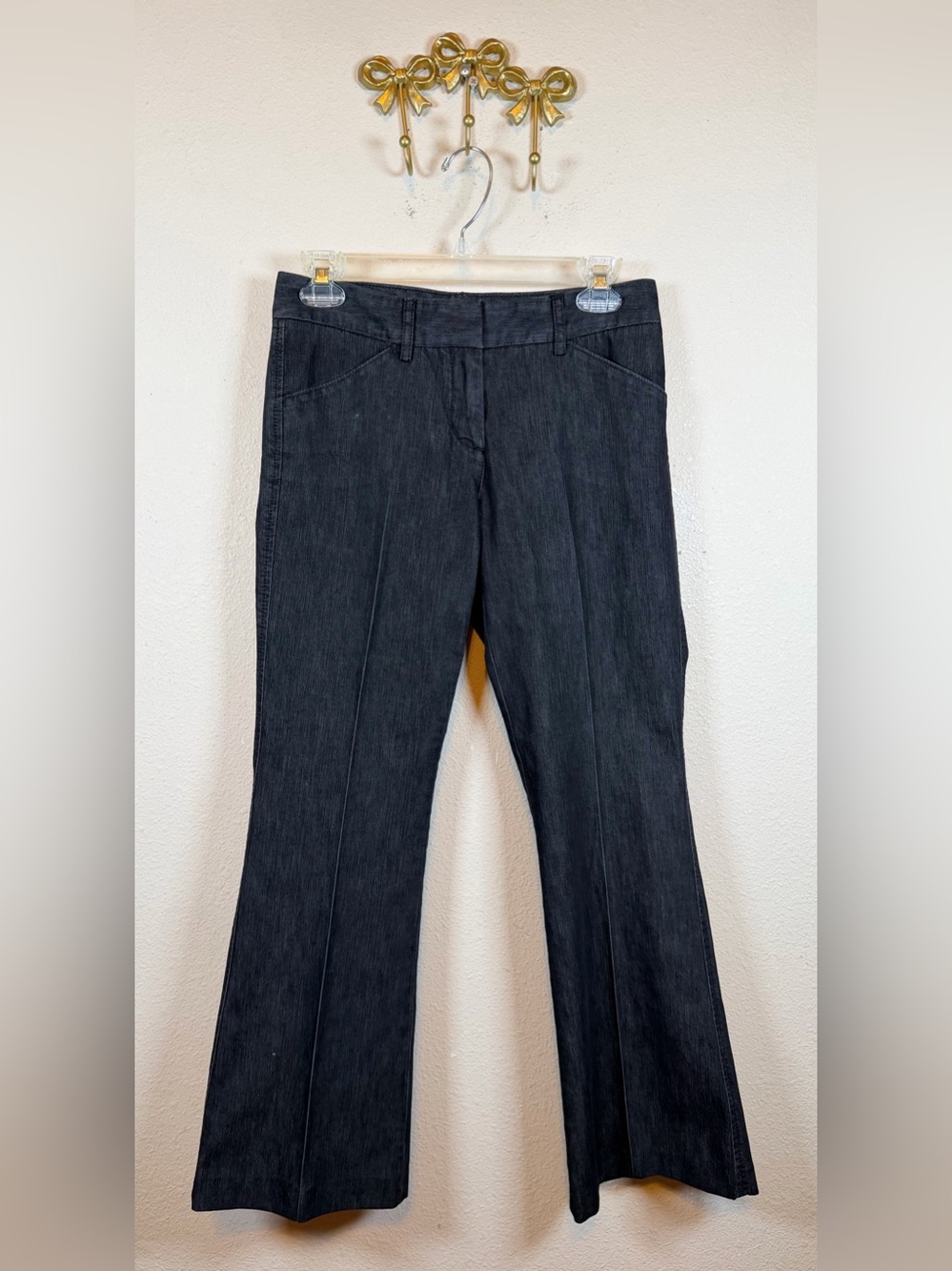 Express Design Studio Women's Charcoal/Black Flare Jeans. Size 0